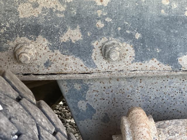 Image of Mack RD690S equipment image 3