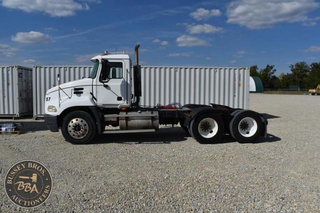 Image of Mack Vision CX613 equipment image 1