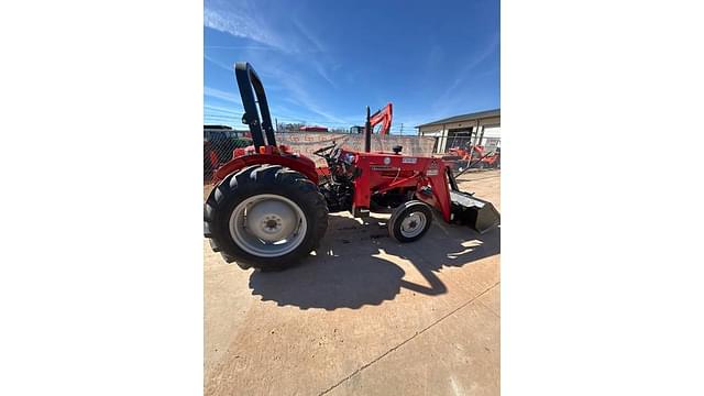 Image of Massey Ferguson 231 equipment image 1