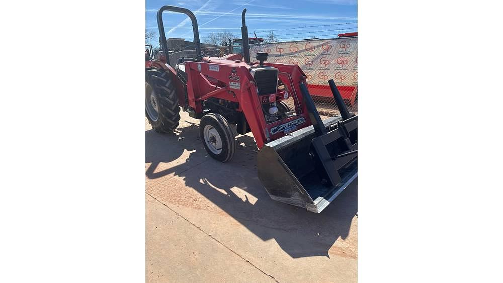 Image of Massey Ferguson 231 Primary image