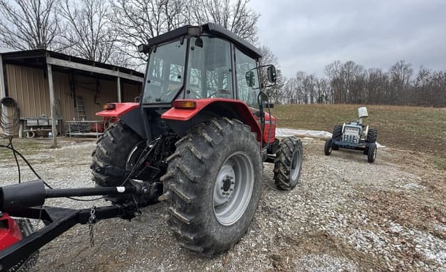Image of Massey Ferguson 4253 equipment image 2