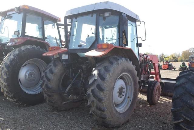 Image of Massey Ferguson 481 equipment image 2