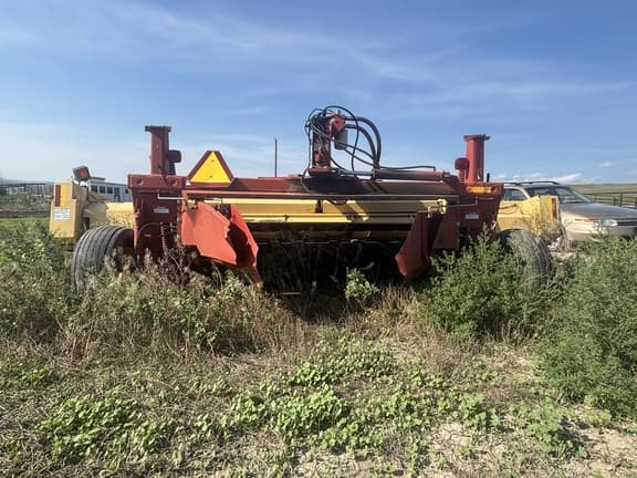 Image of New Holland 1475 Image 1