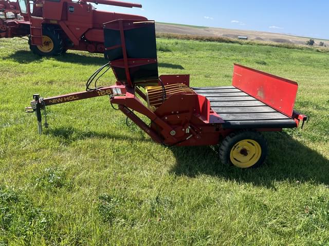 Image of New Holland 166 equipment image 1