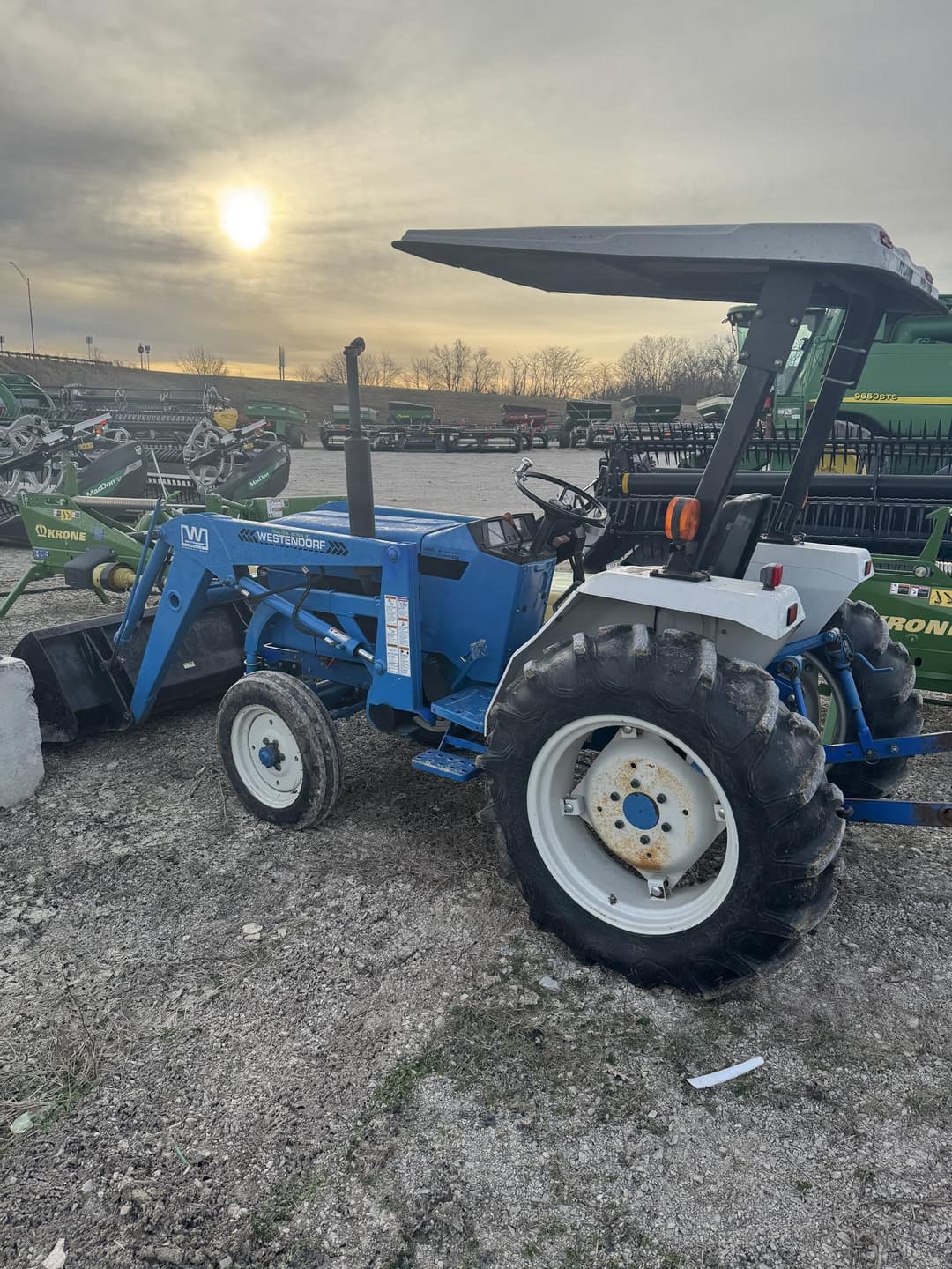 Image of New Holland 1720 Primary image