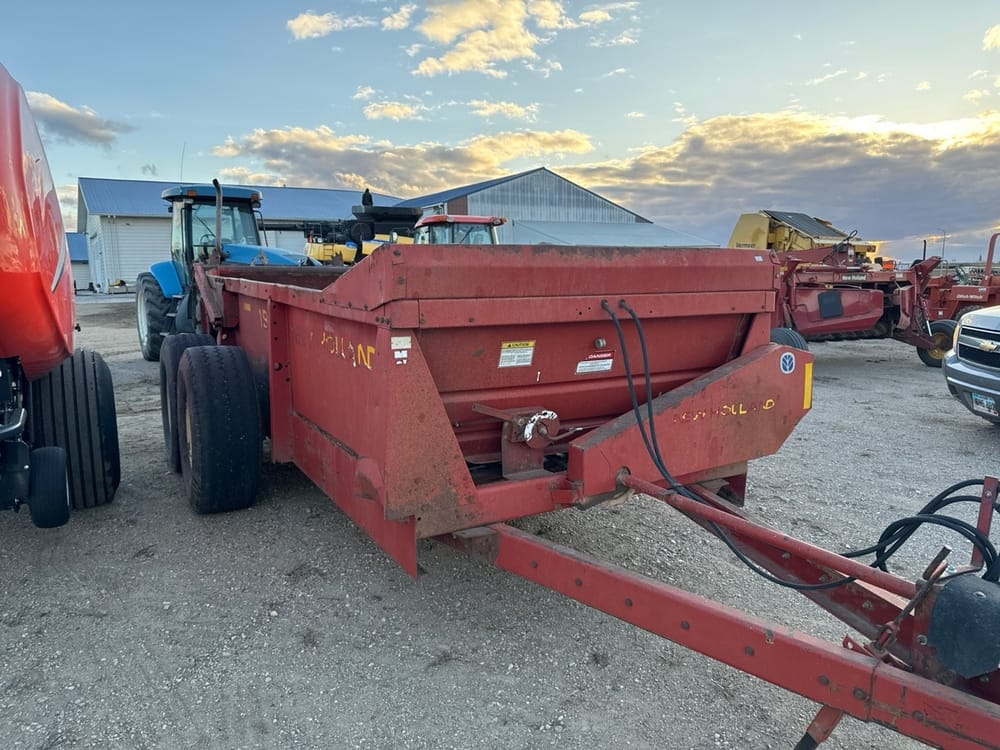 1999 New Holland 195 Equipment Image0