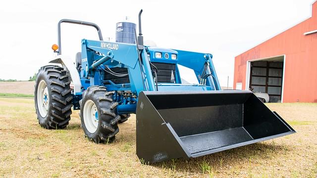 Image of New Holland 2120 equipment image 3