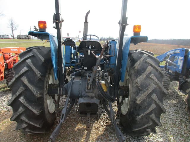Image of New Holland 4630 equipment image 2