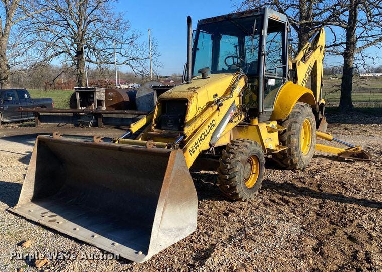 Main image New Holland 555E