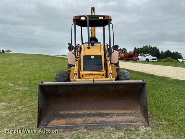 Image of New Holland 555E equipment image 1