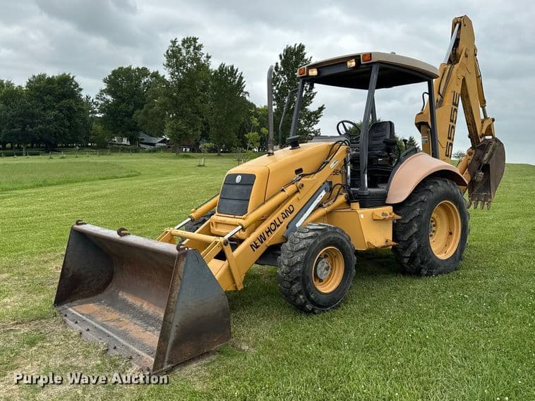 Image of New Holland 555E Primary image