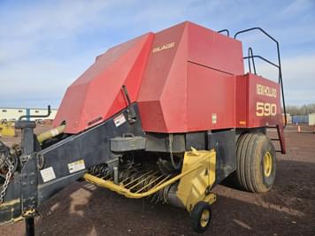 Main image New Holland 590