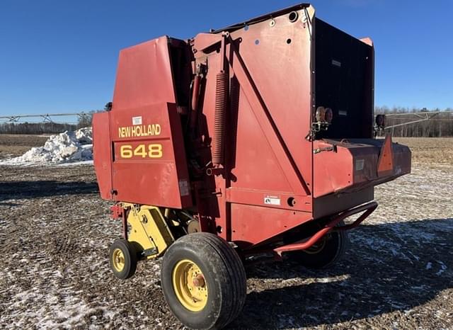 Image of New Holland 648 equipment image 4