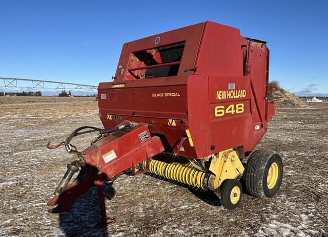 Image of New Holland 648 equipment image 1
