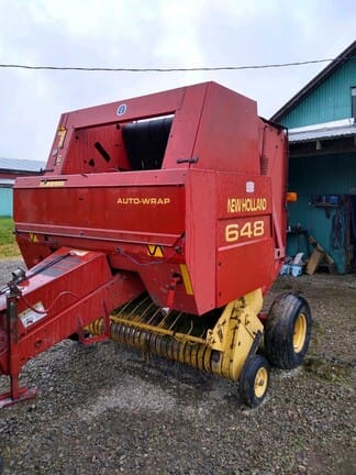 Main image New Holland 648