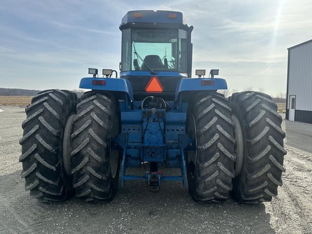 Image of New Holland 9682 equipment image 2