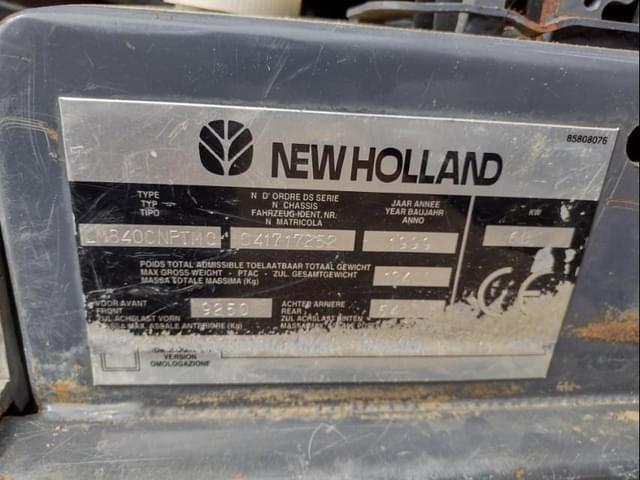 Image of New Holland LM840 equipment image 4