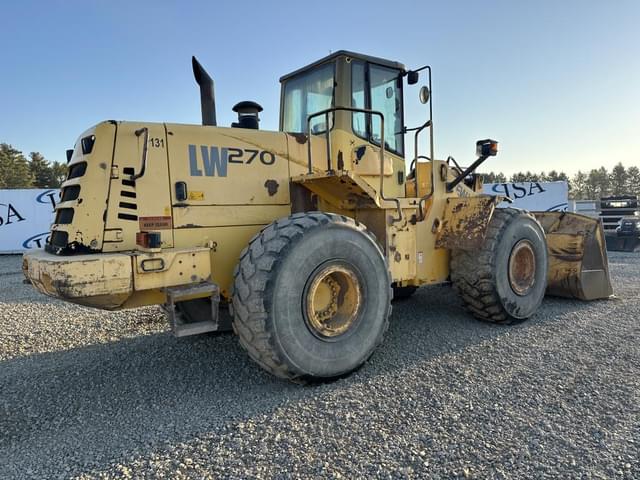 Image of New Holland LW270 equipment image 4