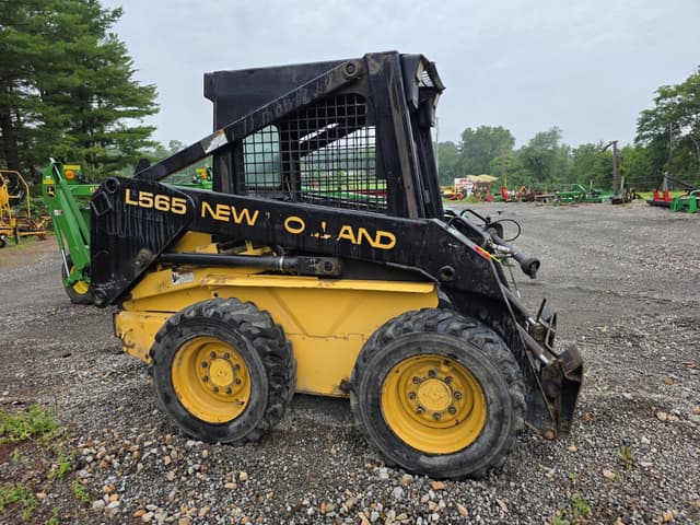 Image of New Holland LX565 equipment image 2