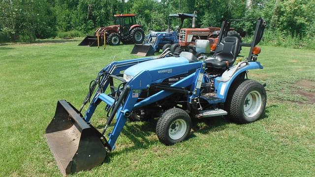 Image of New Holland TC21D equipment image 1