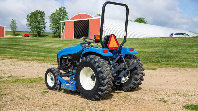 Image of New Holland TC25 equipment image 3