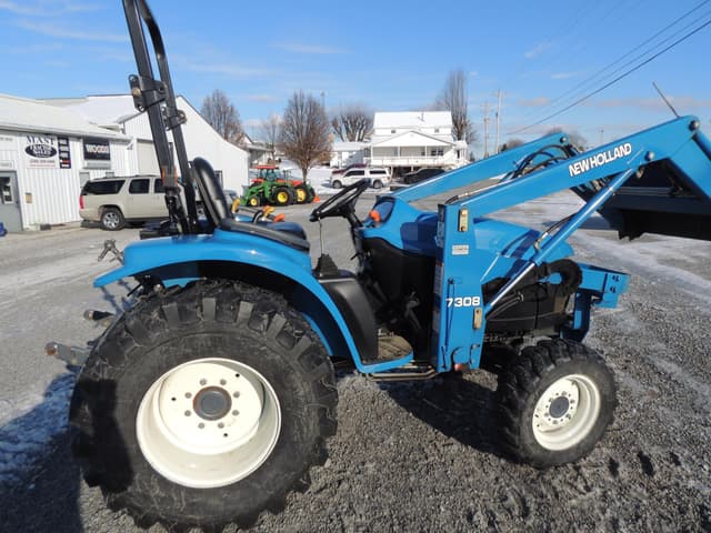 Image of New Holland TC25D equipment image 3