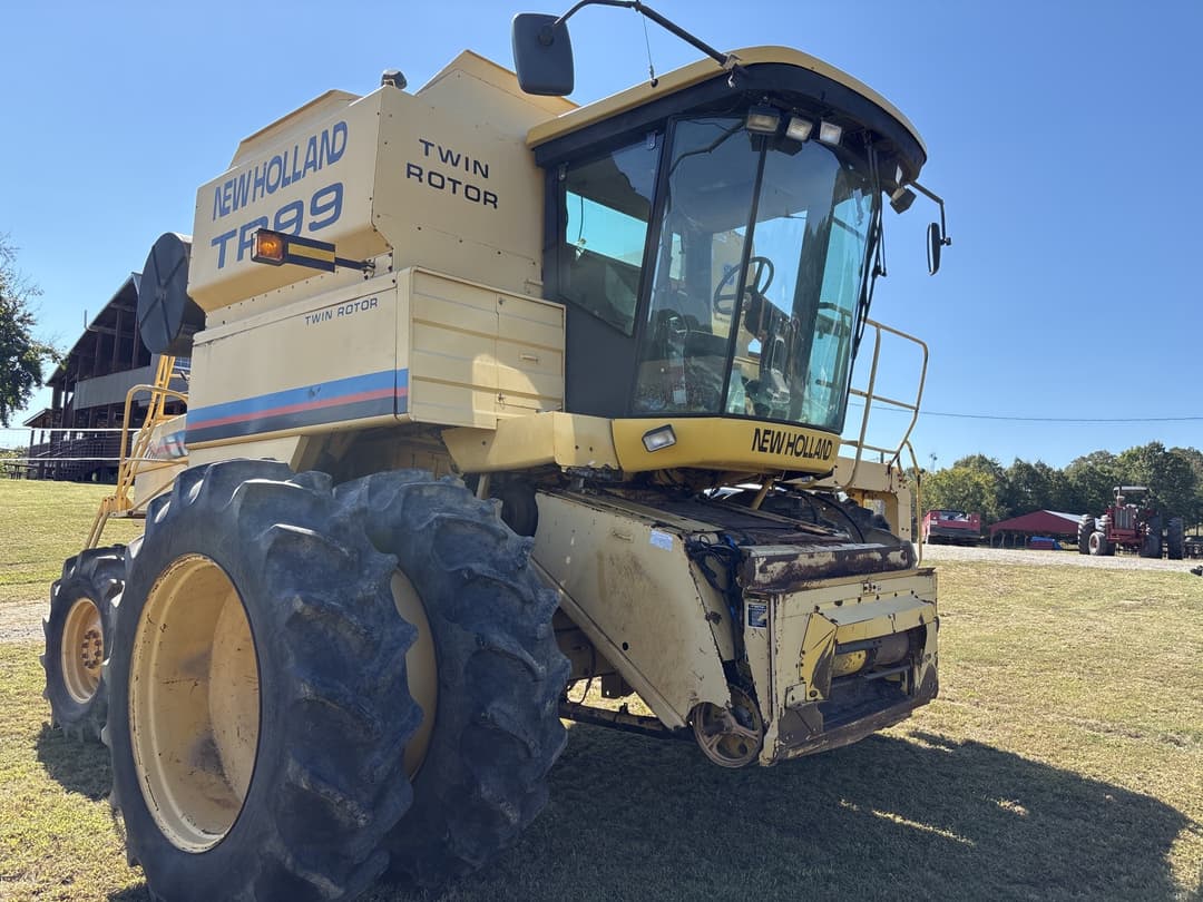 Image of New Holland TR99 Primary image