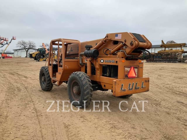 Image of Lull 844C-42 equipment image 3