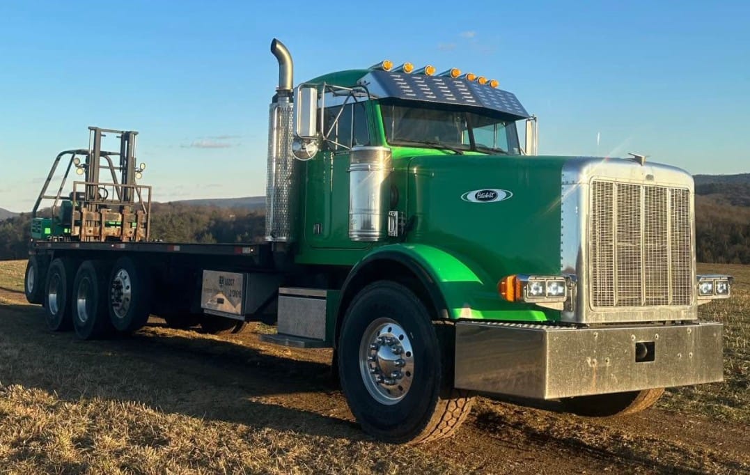 1999 Peterbilt 357 Equipment Image0