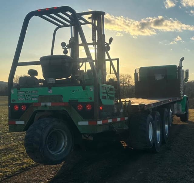 Image of Peterbilt 357 equipment image 4