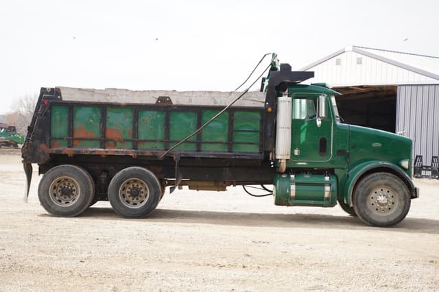 Image of Peterbilt 357 equipment image 3