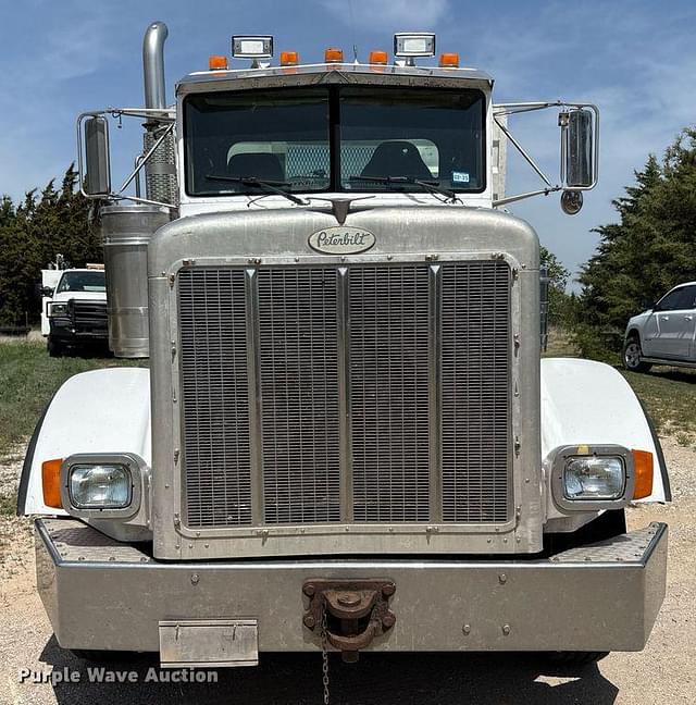 Image of Peterbilt 357 equipment image 1