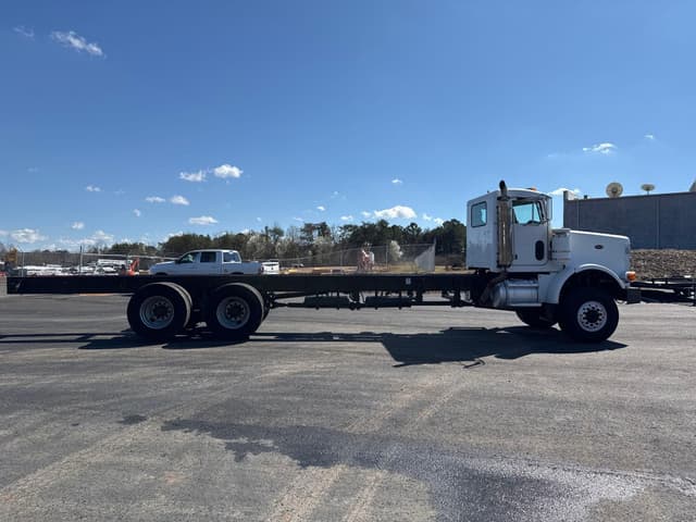 Image of Peterbilt 357 equipment image 3