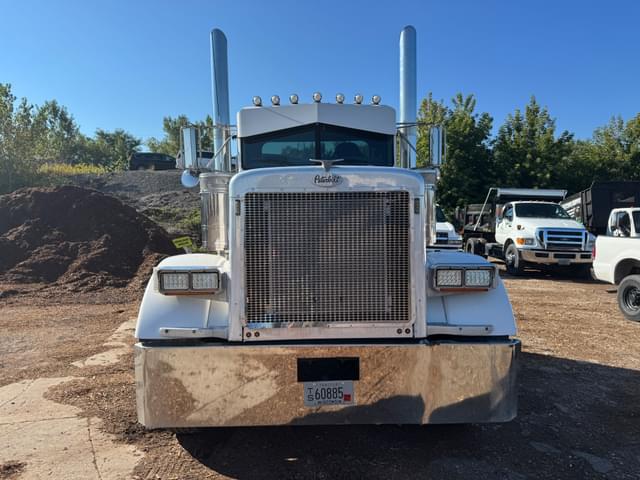 Image of Peterbilt 378 equipment image 1