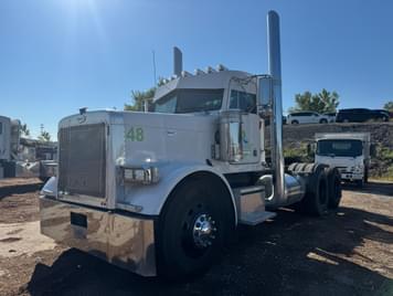 Main image Peterbilt 378