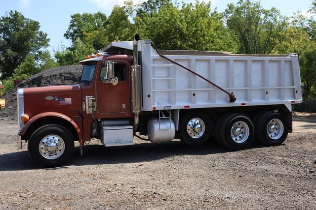Image of Peterbilt 379 equipment image 2