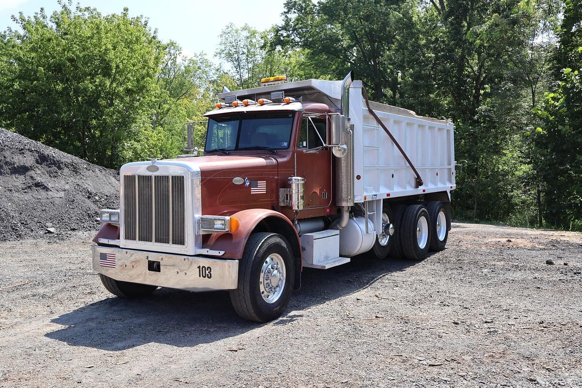 1999 Peterbilt 379 Equipment Image0