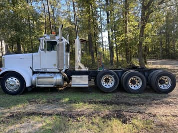 Main image Peterbilt 379