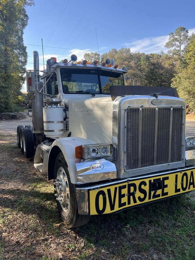 Image of Peterbilt 379 equipment image 3