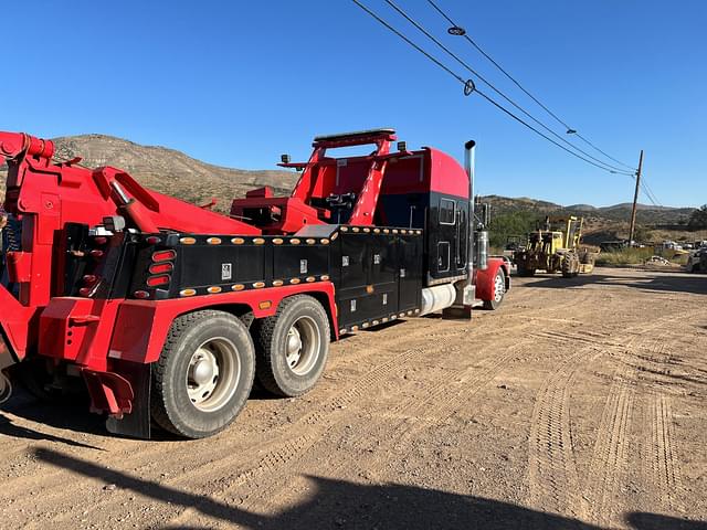 Image of Peterbilt 379 equipment image 2