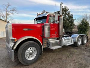1999 Peterbilt 379 Image