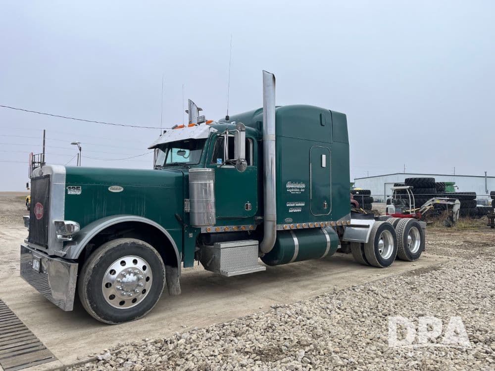 Image of Peterbilt 379 Primary image