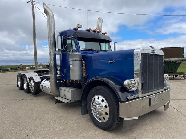 Image of Peterbilt 379 equipment image 1