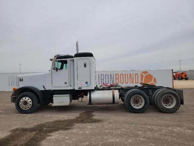 Image of Peterbilt 379 equipment image 1