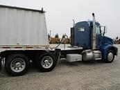 Thumbnail image Peterbilt 385 7