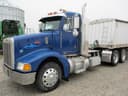 1999 Peterbilt 385 Image