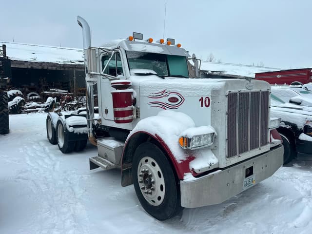 Image of Peterbilt 387 equipment image 2