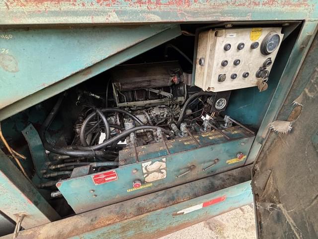 Image of PowerScreen Turbo Chieftain equipment image 4