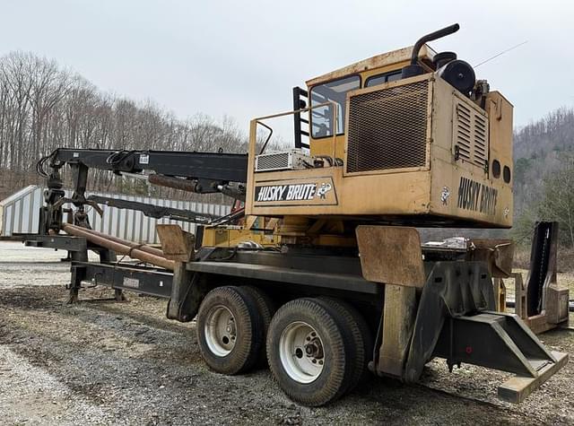 Image of Husky Brute XL235 equipment image 1