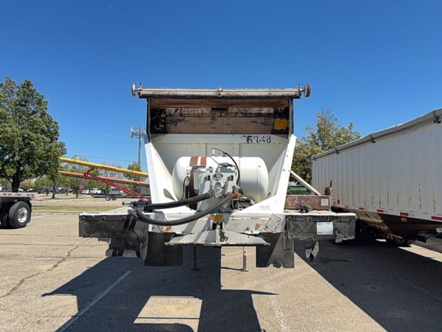 Image of Red River LB334 equipment image 1